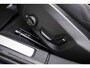 Volvo V60 2.0 T6 Plug-in hybrid AWD Plus Dark | Trekhaak | Adaptive Cruise Control | Panoramadak | 360 Camera | Harman/Kardon | Stuurverwarming | Stoelverwarming voor & achter | Power Seats | Sportstoelen |