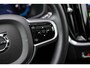 Volvo V60 2.0 T6 Plug-in hybrid AWD Plus Dark | Trekhaak | Adaptive Cruise Control | Panoramadak | 360 Camera | Harman/Kardon | Stuurverwarming | Stoelverwarming voor & achter | Power Seats | Sportstoelen |