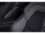 Volvo V60 2.0 T6 Plug-in hybrid AWD Plus Dark | Trekhaak | Adaptive Cruise Control | Panoramadak | 360 Camera | Harman/Kardon | Stuurverwarming | Stoelverwarming voor & achter | Power Seats | Sportstoelen |