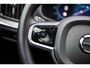 Volvo V60 2.0 T6 Plug-in hybrid AWD Plus Dark | Trekhaak | Adaptive Cruise Control | Panoramadak | 360 Camera | Harman/Kardon | Stuurverwarming | Stoelverwarming voor & achter | Power Seats | Sportstoelen |