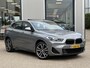 BMW X2 xDrive25e Business Edition Plus | NL-Auto/M-Sport/Carplay/Navi/Leder/Pano-Dak/19-inch/Sportstoelen/Head-Up/Sfeerverlichting
