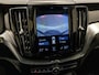 Volvo XC60 2.0 T8 Twin Engine AWD Inscription / 407pk / ERAD vervangen / Trekhaak / Panorama dak / Stoelverwarming /