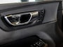 Volvo XC60 2.0 T8 Twin Engine AWD Inscription / 407pk / ERAD vervangen / Trekhaak / Panorama dak / Stoelverwarming /