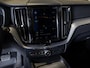 Volvo XC60 2.0 T8 Twin Engine AWD Inscription / 407pk / ERAD vervangen / Trekhaak / Panorama dak / Stoelverwarming /