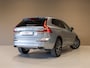 Volvo XC60 2.0 T8 Twin Engine AWD Inscription / 407pk / ERAD vervangen / Trekhaak / Panorama dak / Stoelverwarming /
