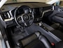 Volvo XC60 2.0 T8 Twin Engine AWD Inscription / 407pk / ERAD vervangen / Trekhaak / Panorama dak / Stoelverwarming /