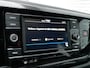 Volkswagen Taigo 1.0 TSI Life | Airco | Cruise control adaptief met Stop&Go en stuurhulp | Trekhaak