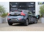 Volvo V40 2.0 T2 Momentum - NAVI - CRUISE - GROOTLICHT ASS - LED - PDC - STOEL VERW - VERW VOORUIT