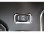 Volvo V40 2.0 T2 Momentum - NAVI - CRUISE - GROOTLICHT ASS - LED - PDC - STOEL VERW - VERW VOORUIT