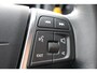 Volvo V40 2.0 T2 Momentum - NAVI - CRUISE - GROOTLICHT ASS - LED - PDC - STOEL VERW - VERW VOORUIT