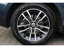 Volvo V40 2.0 T2 Momentum - NAVI - CRUISE - GROOTLICHT ASS - LED - PDC - STOEL VERW - VERW VOORUIT