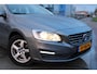 Volvo V60 2.0 D3 Nordic+ .. nl auto NAP apk 09-10-2026 dealer onderhouden * isofix* lm* trekhaak*