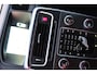 Volvo V60 2.0 D3 Nordic+ .. nl auto NAP apk 09-10-2026 dealer onderhouden * isofix* lm* trekhaak*
