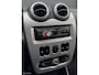 Dacia Sandero 1.2 Lauréate 5 deurs - AIRCO - EL. RAMEN + SPIEGELS - CPV - RADIO/CD MP3 - STUURBEKRACHTIGING - NAP - NL AUTO - APK T/M 23-09-2026 -