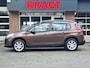 Peugeot 2008 Active 1.2 VTi 82 pk AUTOMAAT - hoge instap - airco - trekhaak - cruise