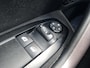 Peugeot 2008 Active 1.2 VTi 82 pk AUTOMAAT - hoge instap - airco - trekhaak - cruise