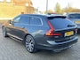 Volvo V90 2.0 T6 Recharge 340 pk AWD Inscription Trekhaak Camera Parkeersensoren Navi Leer Stoelverwarming  Elek Stoelen ACC Pilot Assist 19 Inch Extra Getint Glas Blis Plug in Hybride