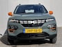 Dacia Spring Expression 27 kWh Automaat / Dealer onderhouden / Navigatie / Apple CarPlay / Camera / Airco /