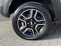 Dacia Spring Expression 27 kWh Automaat / Dealer onderhouden / Navigatie / Apple CarPlay / Camera / Airco /