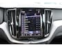 Volvo XC60 T6 Plug-in hybrid AWD Plus Dark | Schuif/kanteldak | El. Trekhaak | 360 Camera | Verw. Voorstoelen & stuurwiel