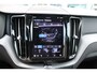 Volvo XC60 T6 Plug-in hybrid AWD Plus Dark | Schuif/kanteldak | El. Trekhaak | 360 Camera | Verw. Voorstoelen & stuurwiel