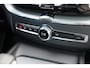 Volvo XC60 T6 Plug-in hybrid AWD Plus Dark | Schuif/kanteldak | El. Trekhaak | 360 Camera | Verw. Voorstoelen & stuurwiel