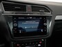 Volkswagen Tiguan 1.4 TSI eHybrid Business | Panoramadak | Stoel/Stuurverwarming | Camera | Zondag Open!