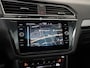 Volkswagen Tiguan 1.4 TSI eHybrid Business | Panoramadak | Stoel/Stuurverwarming | Camera | Zondag Open!