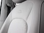 Volkswagen ID. Buzz Pro Advantage 77kWh 204PK Trekhaak, Matrix-LED, winterpakket Plus, easy open, achteruitrijcamera, keyless, elek. stoelen, alarm, 19'' lichtmetaal
