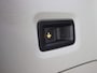 Volkswagen ID. Buzz Pro Advantage 77kWh 204PK Trekhaak, Matrix-LED, winterpakket Plus, easy open, achteruitrijcamera, keyless, elek. stoelen, alarm, 19'' lichtmetaal