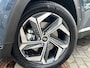 Hyundai Tucson 1.6 T-GDI 265pk PHEV Premium Sky 4WD | Leder | Climate | Keyless | Navigatie | Elek. Klep | Full - Led | 360 Camera | KRELL Audio | Elek. Stoelen | 19" Lichtmetaal | Winterpakket | Stoelventilatie | Panoramadak | Dodehoekdetectie | Adapt. Cruisecontrol | Parkeer Assistent | 1e Eigenaar
