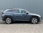 Hyundai Tucson 1.6 T-GDI 265pk PHEV Premium Sky 4WD | Leder | Climate | Keyless | Navigatie | Elek. Klep | Full - Led | 360 Camera | KRELL Audio | Elek. Stoelen | 19" Lichtmetaal | Winterpakket | Stoelventilatie | Panoramadak | Dodehoekdetectie | Adapt. Cruisecontrol | Parkeer Assistent | 1e Eigenaar
