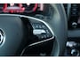 Skoda Karoq 1.5 TSI 150pk DSG Sportline | Panoramadak | Trekhaak | App Connect | Achteruitrijcamera | Stoelverwarming