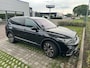 Volkswagen Tiguan Allspace 1.5 TSI R-Line Business+ 7p. 150 PK | Automaat | Climatronic | Stuurverwarming | Stoelverwarming | Navigatie | Apple Carplay | Navigatie | Adaptieve Cruise Control | Lane Assist | Achteruitrijcamera | Parkeersensoren | Panoramadak | Elektrische achterklep | 7 zitplaatsen |