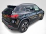 Mercedes-Benz GLA GLA 200 Automaat Luxury Line | Nightpakket | Trekhaak | Sfeerverlichting | Stoelverwarming | Spiegelpakket | Parktronic met camera | Zitcomfortpakket