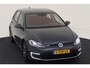 Volkswagen E-Golf E-DITION / Navigatie / Warmtepomp / LM 17 inch / Parkeersensoren / LED / APP Connect