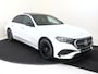 Mercedes-Benz E-klasse 300 e AMG Line / Panoramadak/ Night/ Burmester/ 20 inch/ Verlichte grille