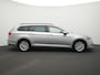 Volkswagen Passat Variant 1.5 TSI 150 pk DSG Comfortline Business | LED koplampen | Trekhaak | Adaptive Cruise | Parkeersensoren voor/achter | Climatronic | Carplay | Navigatie | 16 inch