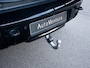 Land Rover Defender P300e 110 X-Dynamic Trekhaak l Schuif-/kantel Panorama dak l Black Pack l 20 Inch l
