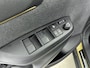 Toyota Yaris Cross 1.5 Hybrid Launch Edition Limited | Navi | Stoelverwarming | Metaallak | Lichtmetalen Velgen | Elektrische Achterklep | Head-Up Display |