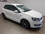 Volkswagen Polo 1.2 TSI Highline GARANTIE ! NAVIGATIE ! NIEUWE APK !