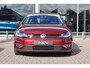 Volkswagen Golf 1.5 TSI 130pk DSG Highline | Navigatie | Trekhaak | Camera | PDC | Side Assist