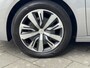 Peugeot 208 1.2 P.Tech Allure CarPlay Navigatie Cruise LED Bj.2020 Nw Model