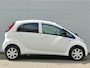 Peugeot iOn 5-deurs Active 16kWh 64pk | AIRCO | LM-VELGEN | GETINTE RAMEN | ELEKTRISCH PAKKET |