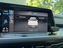 Volkswagen Golf 1.5 eTSI 150pk DSG Style 1st Edition Black Panoramadak Winterpakket 19" Velgen IQ Light Massagestoel