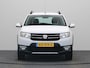Dacia Sandero TCe Bi-Fuel 90pk Stepway Lauréate | Parkeersensoren | Navigatie | Airco | Cruise control |
