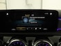 Mercedes-Benz A-klasse 180 Business Solution AMG | Stoelverwarming | Leder/Alcantara | Camera | Navigatie | Widescreen | LED