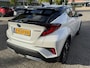 Toyota C-HR 2.0 HYBRID BI-TONE STOEL/STUURVERW BLIND-SPOT NAVI PARK-SENSOREN APPLE/ANDROID
