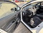 Toyota C-HR 2.0 HYBRID BI-TONE STOEL/STUURVERW BLIND-SPOT NAVI PARK-SENSOREN APPLE/ANDROID