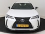 Lexus UX 250h Business Line | Parkeersensoren | Navigatie | Apple Carplay & Android Auto |